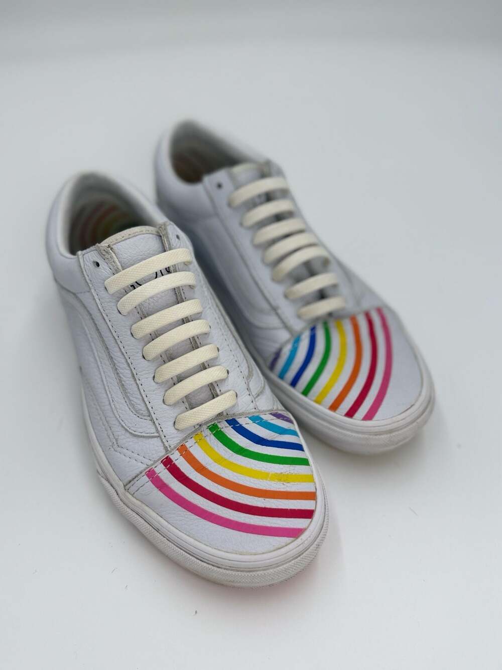 Vans x Flour Shop Old Skool Rainbow Toe Leather Skate Sneakers White Women’s 8